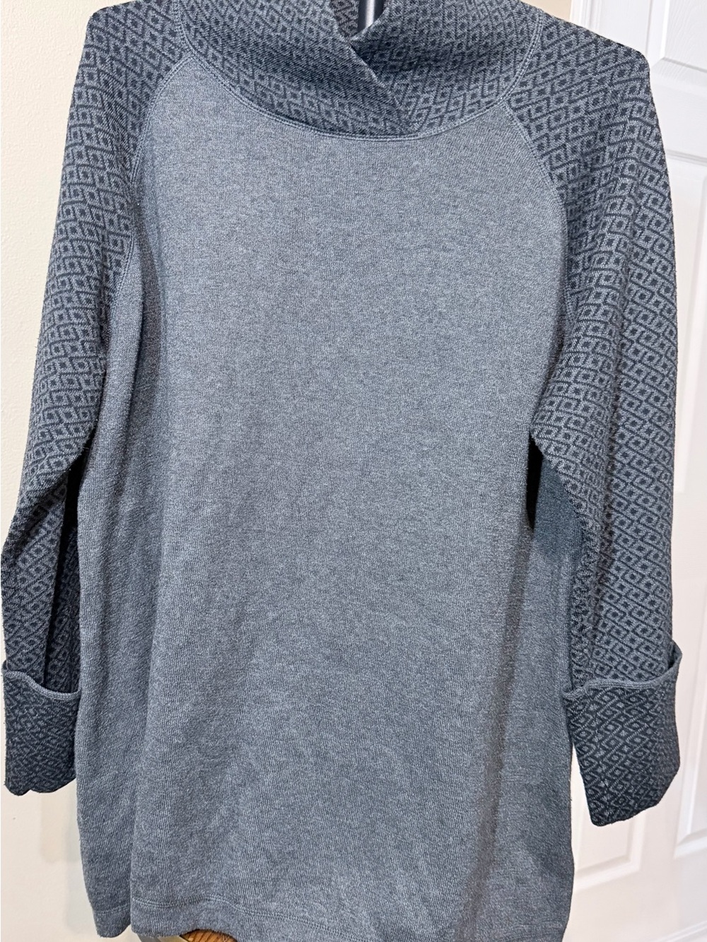 AKINI Women’s Classic Style Sweater Size 2X Gray Cowl Neck Pullover Winter Ready